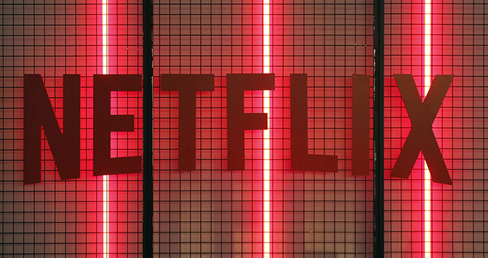 Netflix Is Rolling Out A Two Thumbs Up Button