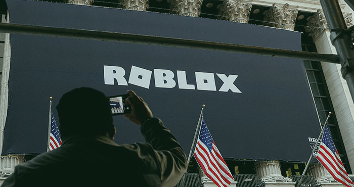 Roblox May Bookings Take Hit From Strong Dollar