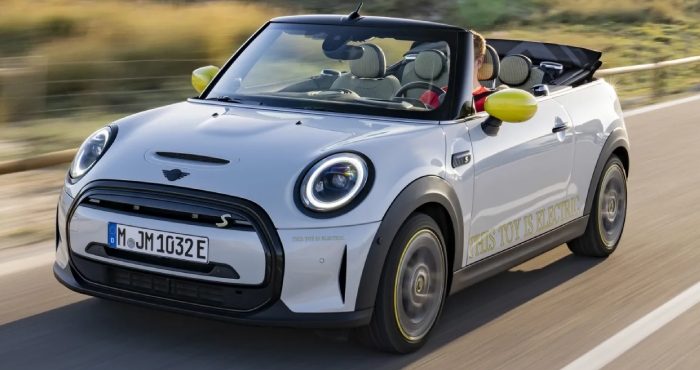 Drivingelectric’s Exclusive Drive: Mini Electric Convertible