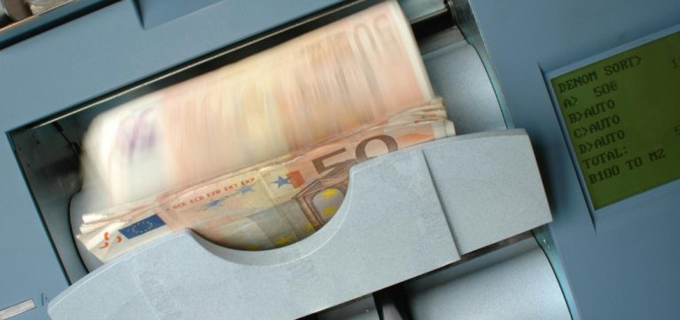 Cómo las pequeñas empresas pueden competir con la automatización sin romper el banco