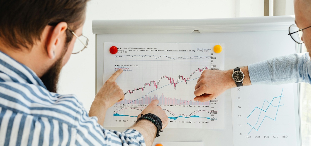 데이터 기반 기업 구축에 인공지능 기반 디지털 서비스가 필수적인 이유