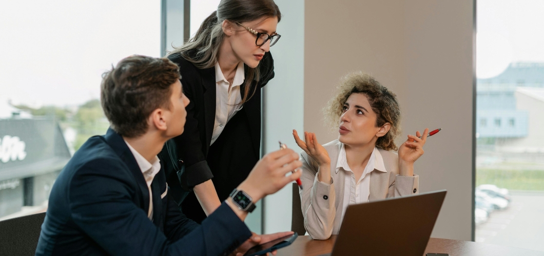 Analyse des performances des entreprises de taille moyenne : ce que les guides d’entreprise omettent