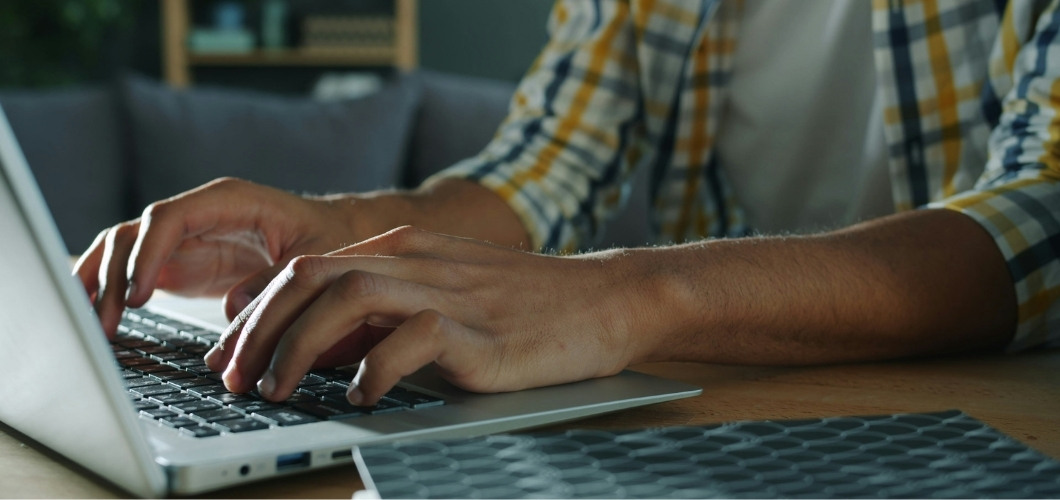 Perché lo sviluppo di portali web non può più considerare l'autenticazione come un problema di accesso